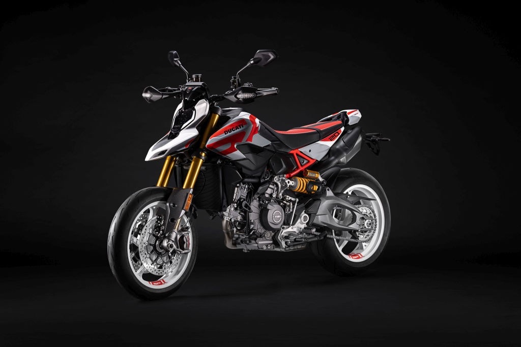 Ducati Hypermotard V2: potenza e leggerezza
